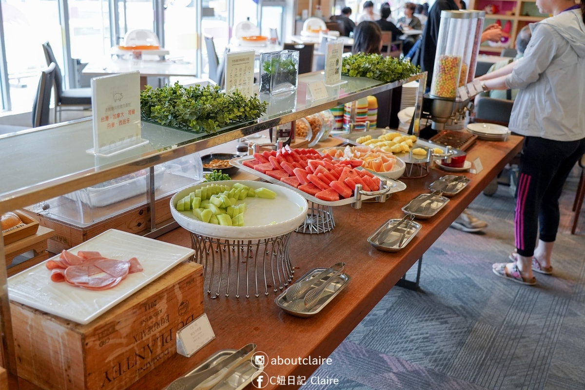 台南親子飯店推薦｜和逸飯店台南西門館住宿開箱：飛天小女警主題房＋奇趣操場一次玩