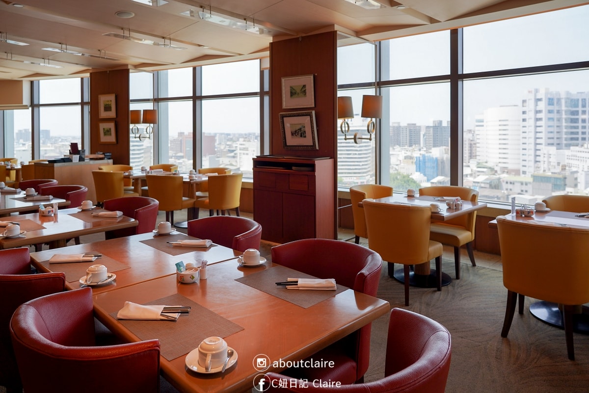 台南住宿推薦｜台南遠東香格里拉一泊二食！高樓景觀房看火車，遠東Café 國際美食超滿足