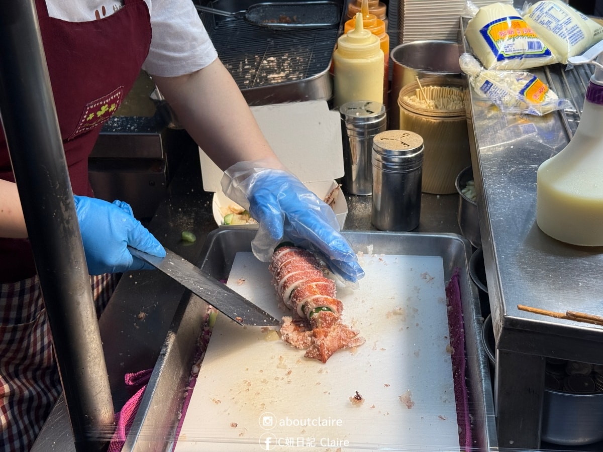 寧夏夜市｜爆漿脆皮魷魚！89攤排隊小吃，外酥脆裡面還包小黃瓜！完全吃不膩
