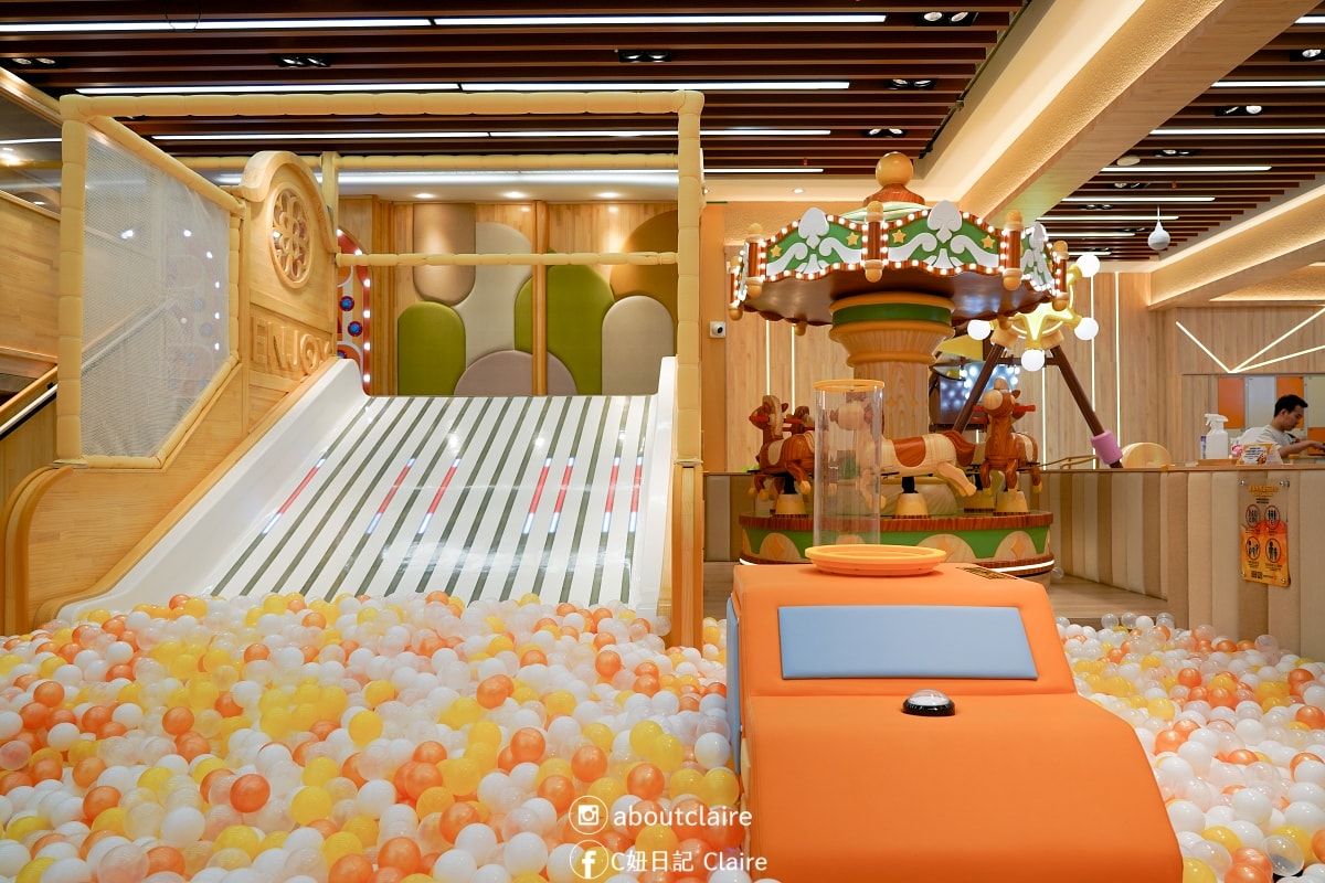 宏匯廣場《享樂園》新開幕！新莊室內兒童樂園，一票暢玩，球池、沙池、海盜船、switch家家酒、騎馬超好放電
