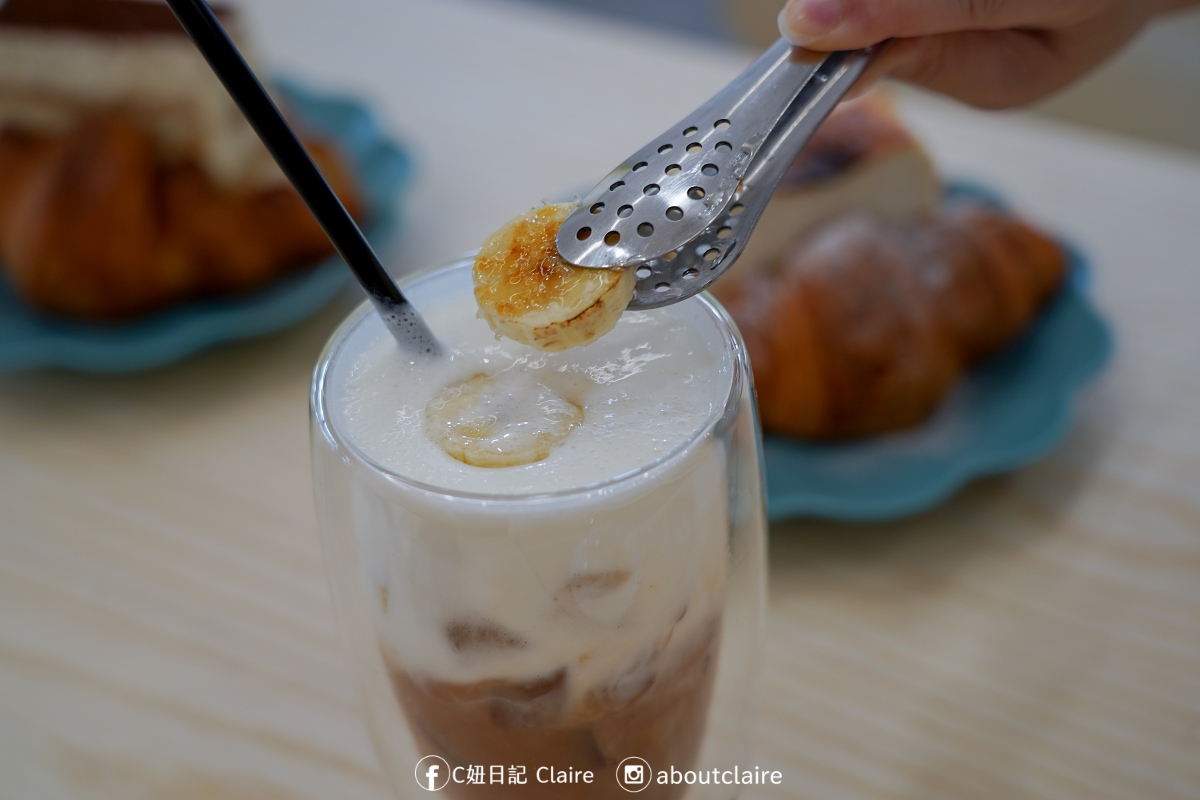 士林美食｜Banana blue Curry & Coffee，黃色咖啡廳裡的創意咖哩與香蕉甜點